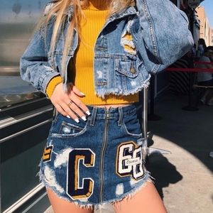 NWT - CARMAR MULTI VARSITY PATCH BEATRICE ZIP FRONT SKIRT